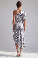 Laden Sie das Bild in den Galerie-Viewer, Meerjungfrau-Champagner, eine Schulter asymmetrische, geraffte Pailletten, Midi-Mutter-der-Braut-Kleid