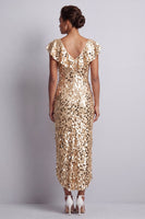 Laden Sie das Bild in den Galerie-Viewer, Meerjungfrauen-Silber-V-Ausschnitt-Asymmetrische Pailletten-Midi-Mutter-der-Braut-Kleid mit Rüschen