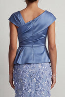 Laden Sie das Bild in den Galerie-Viewer, Blaue Meerjungfrau, asymmetrisches gerafftes Blumen-Midi-Kleid Mutter der Braut