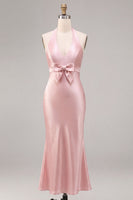 Laden Sie das Bild in den Galerie-Viewer, Dunkelrosa Meerjungfrauen-Satin-Neckholderhals Rückenloses Midi-Kleid mit Schleife
