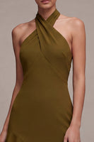 Laden Sie das Bild in den Galerie-Viewer, Chiffon Olive A-Linie Neckholder-Midi-Kleid mit Rüschen