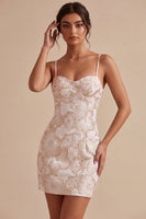 Laden Sie das Bild in den Galerie-Viewer, Ivory Bodycon Spaghetti-Träger Blumen-Jacquard-Minikleid