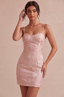 Laden Sie das Bild in den Galerie-Viewer, Ivory Bodycon Spaghetti-Träger Blumen-Jacquard-Minikleid