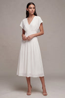 Laden Sie das Bild in den Galerie-Viewer, A-Linie Chiffon V-Ausschnitt Kleines Weißes Kleid