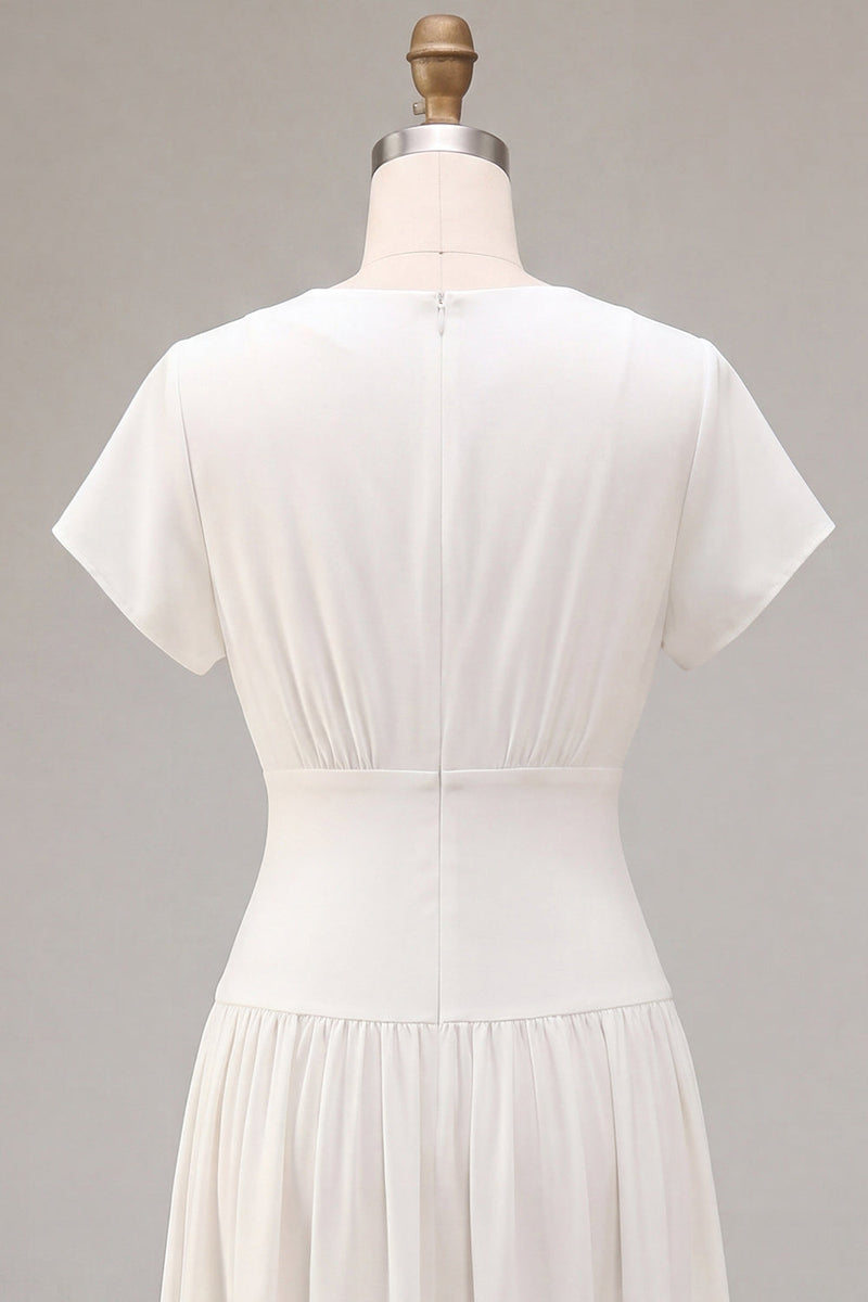 Laden Sie das Bild in den Galerie-Viewer, A-Linie Chiffon V-Ausschnitt Kleines Weißes Kleid