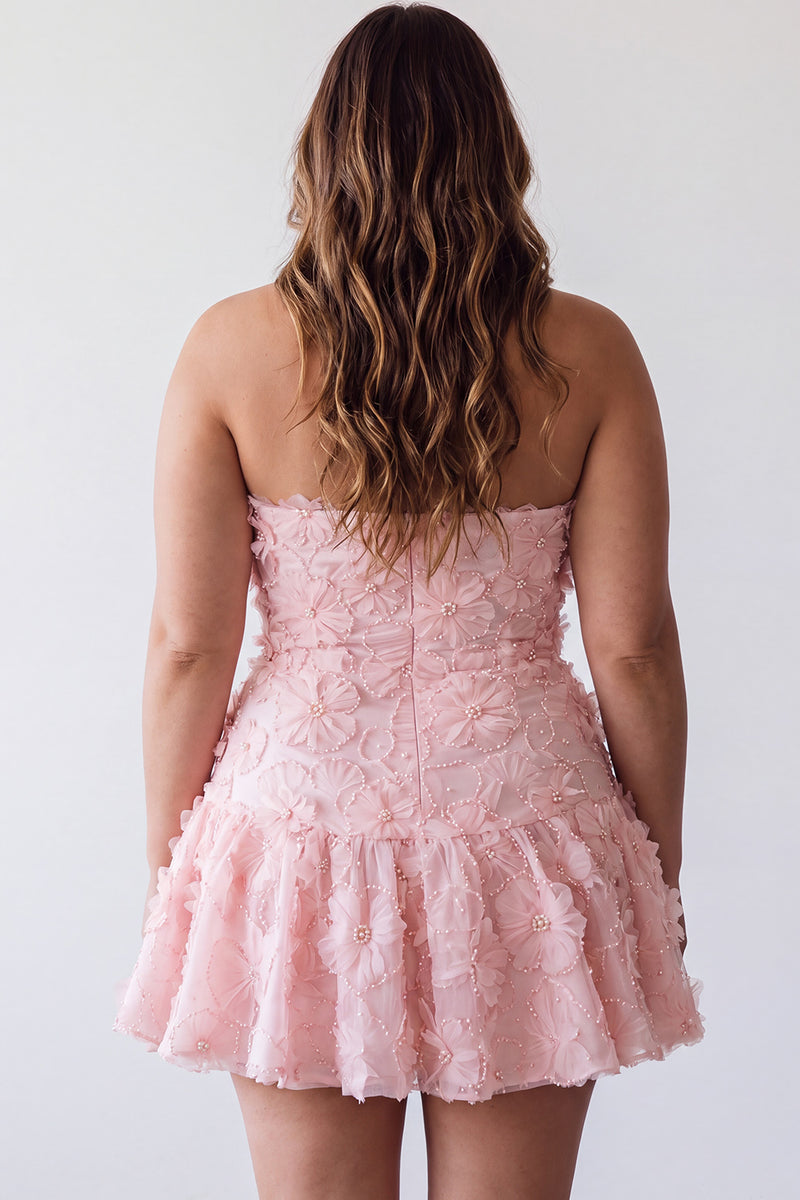 Laden Sie das Bild in den Galerie-Viewer, Rosa A-Linie Trägerloses Perlenbesetztes Kurzes Abendkleid