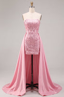 Laden Sie das Bild in den Galerie-Viewer, Trägerloses pinkes Bodycon-Pailletten-Homecoming-Kleid mit Schärpe