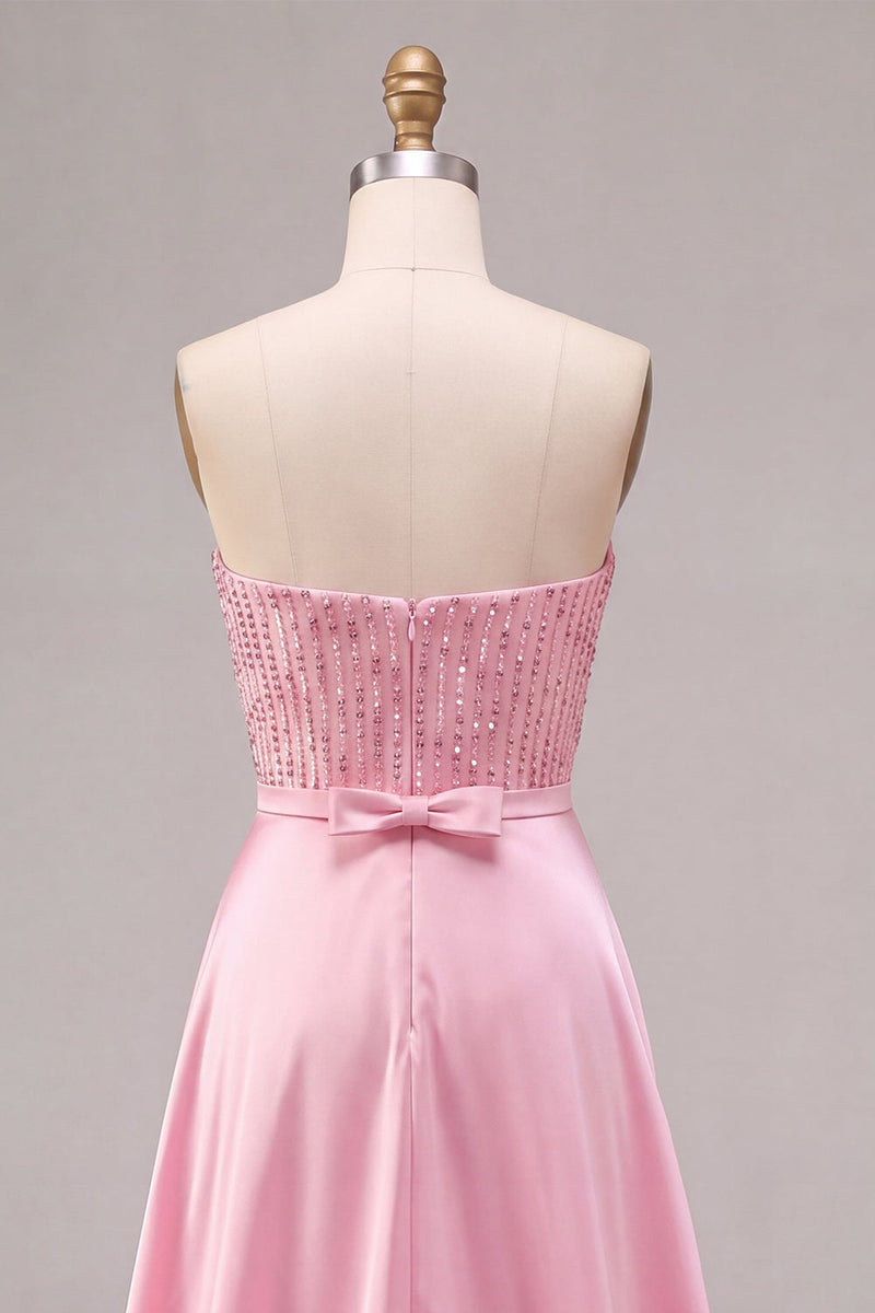 Laden Sie das Bild in den Galerie-Viewer, Trägerloses pinkes Bodycon-Pailletten-Homecoming-Kleid mit Schärpe