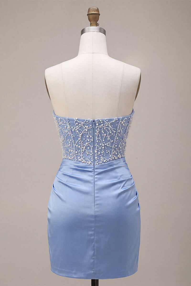 Laden Sie das Bild in den Galerie-Viewer, Himmelblaues, trägerloses Satin-Perlmutt-Kurz-Homecoming-Kurzkleid
