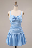 Laden Sie das Bild in den Galerie-Viewer, Himmelblaues Satin-A-Linien mit quadratem Ausschnitt und kurzem Homecoming-Kleid mit Schleife