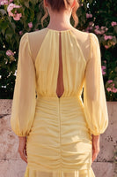 Laden Sie das Bild in den Galerie-Viewer, Narzissen-Chiffon-Meerjungfrauen-Rundhals-Rüschen-Maxikleid mit langen Ärmeln