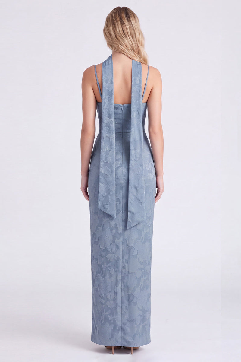 Laden Sie das Bild in den Galerie-Viewer, Staubiges Blaues Jacquard Maxi Brautjungfernkleid mit Halstuch