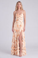 Laden Sie das Bild in den Galerie-Viewer, Hellblaues A-Linien-Floral-Chiffon-Spaghetti-Träger mit Rüschen langes Brautjungfernkleid mit Schlitz