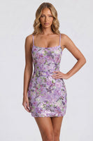 Laden Sie das Bild in den Galerie-Viewer, Lilac Bodycon Blumenstickerei Pailletten Kurzes Homecoming-Kleid mit Schnürung hinten