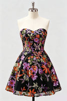 Laden Sie das Bild in den Galerie-Viewer, Lilac A-Line Sweetheart Floral Sequins Homecoming-Kleid mit Schnürung hinten