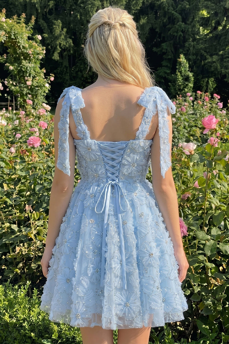 Laden Sie das Bild in den Galerie-Viewer, Hellblaues A-Linien mit Schleifenträgern – Blumenperlen-Homecoming-Kleid mit Schnürung hinten