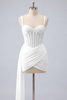 Laden Sie das Bild in den Galerie-Viewer, Rosa Bodycon-Korsett mit gerafftem Perlen-Spitzen-Back-Homecoming-Kleid mit Schärpe