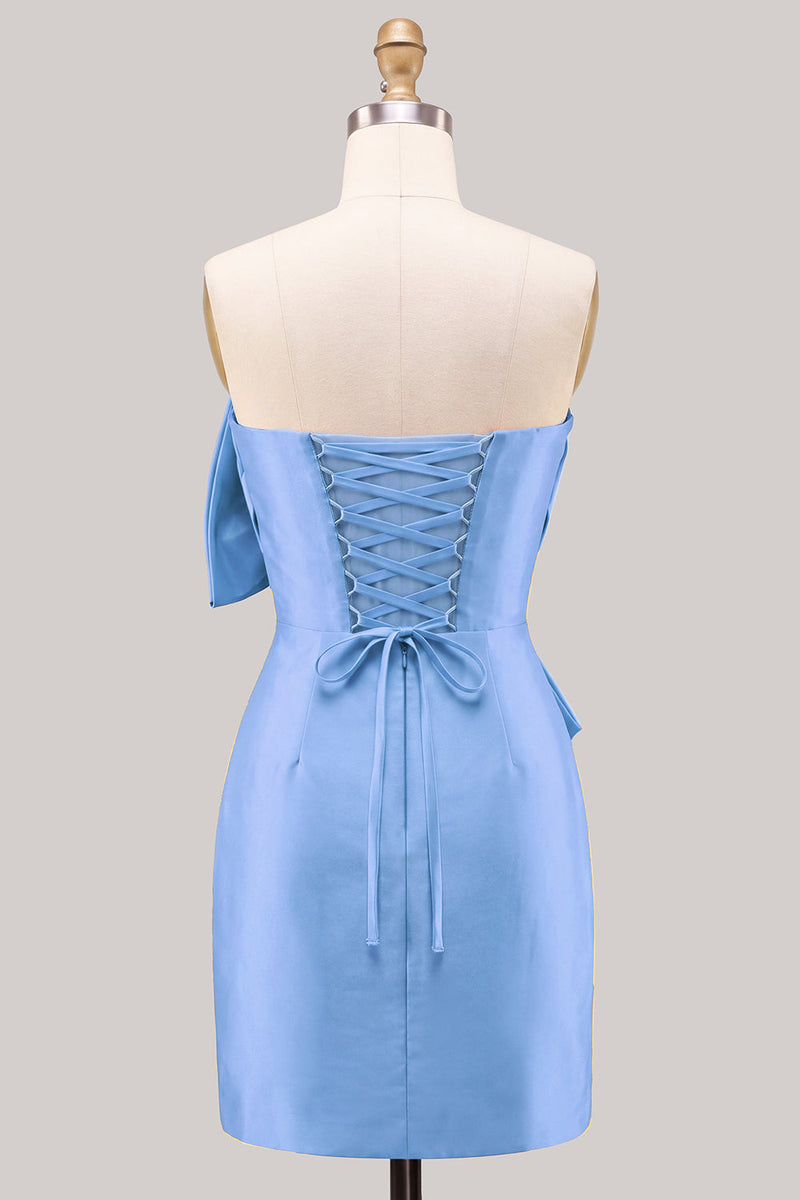 Laden Sie das Bild in den Galerie-Viewer, Blaues satinfarbenes, strapless gerafftes, enges Homecoming-Kleid mit Schleife