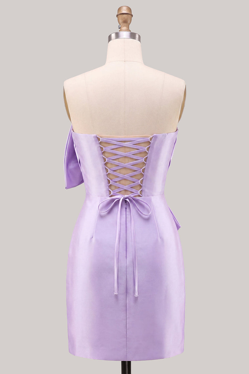 Laden Sie das Bild in den Galerie-Viewer, Blaues satinfarbenes, strapless gerafftes, enges Homecoming-Kleid mit Schleife