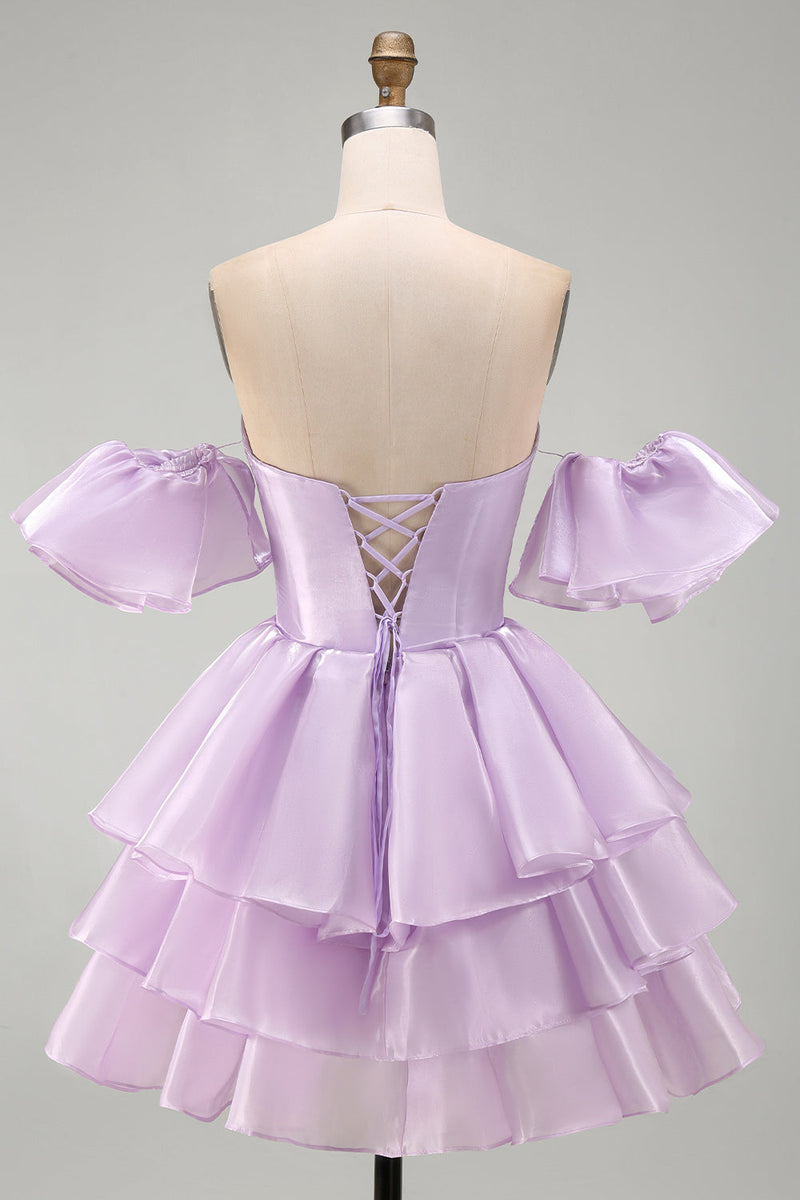 Laden Sie das Bild in den Galerie-Viewer, Schulterloses, fliederfarbenes A-Linien-Stufen-Short-Homecoming-Kleid mit Rüschen und Spitze hinten