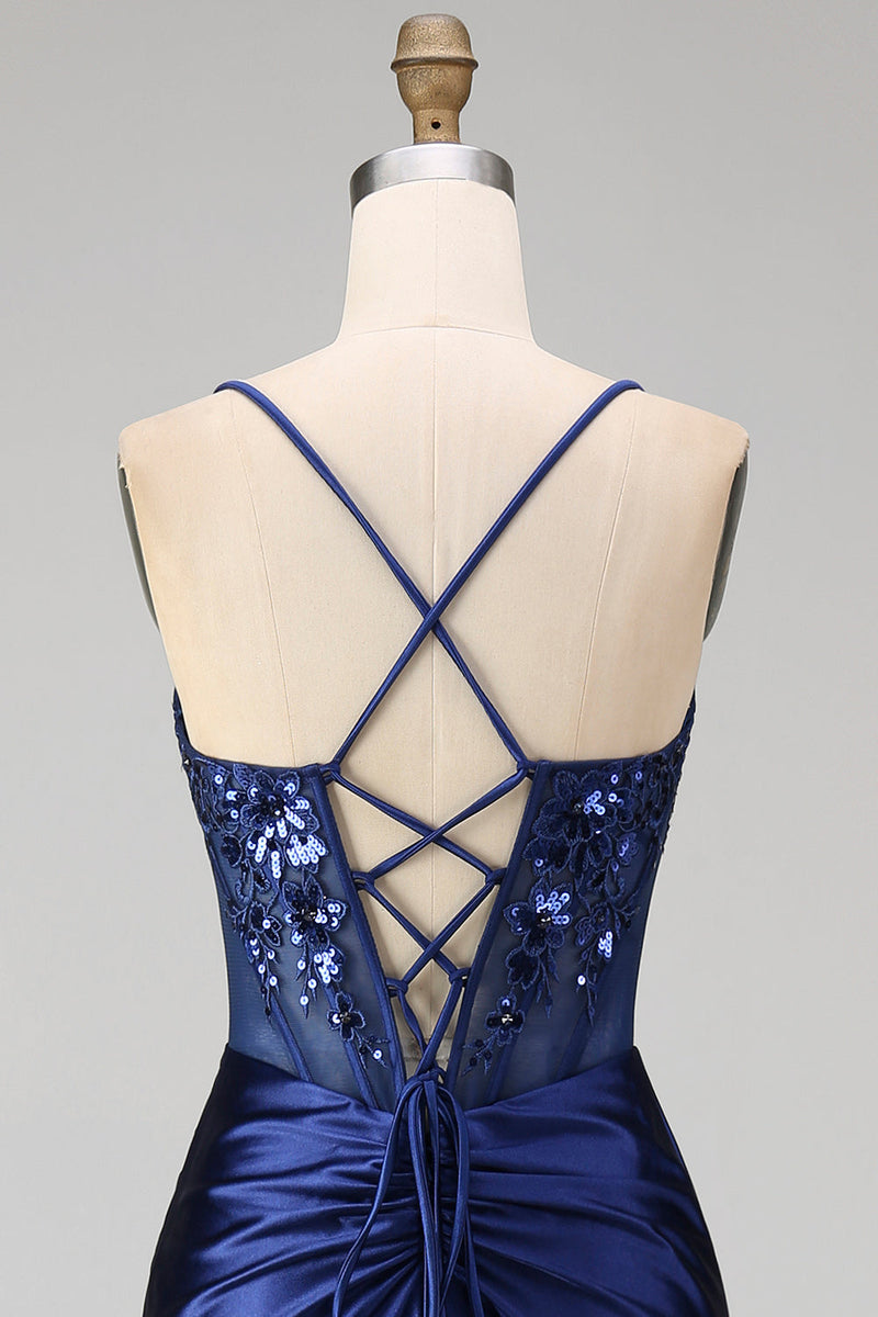 Laden Sie das Bild in den Galerie-Viewer, Marineblaues Blumenstickerei-Korsett mit gerafftem Meerjungfrauen-Satin-Langballkleid mit seitlichem Schlitz