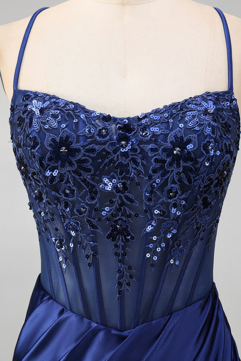 Laden Sie das Bild in den Galerie-Viewer, Marineblaues Blumenstickerei-Korsett mit gerafftem Meerjungfrauen-Satin-Langballkleid mit seitlichem Schlitz