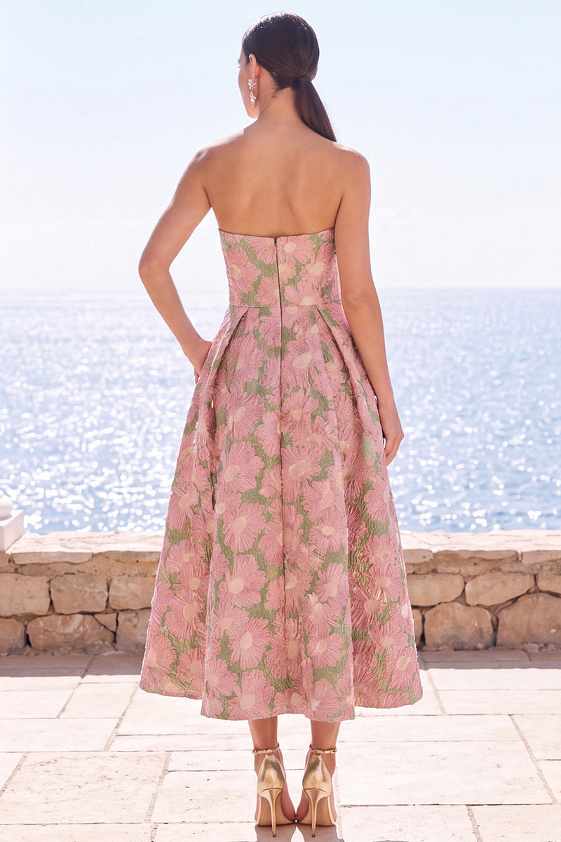 Laden Sie das Bild in den Galerie-Viewer, Rosa blumiges trägerloses A-Linie Jacquard Midi-Kleid