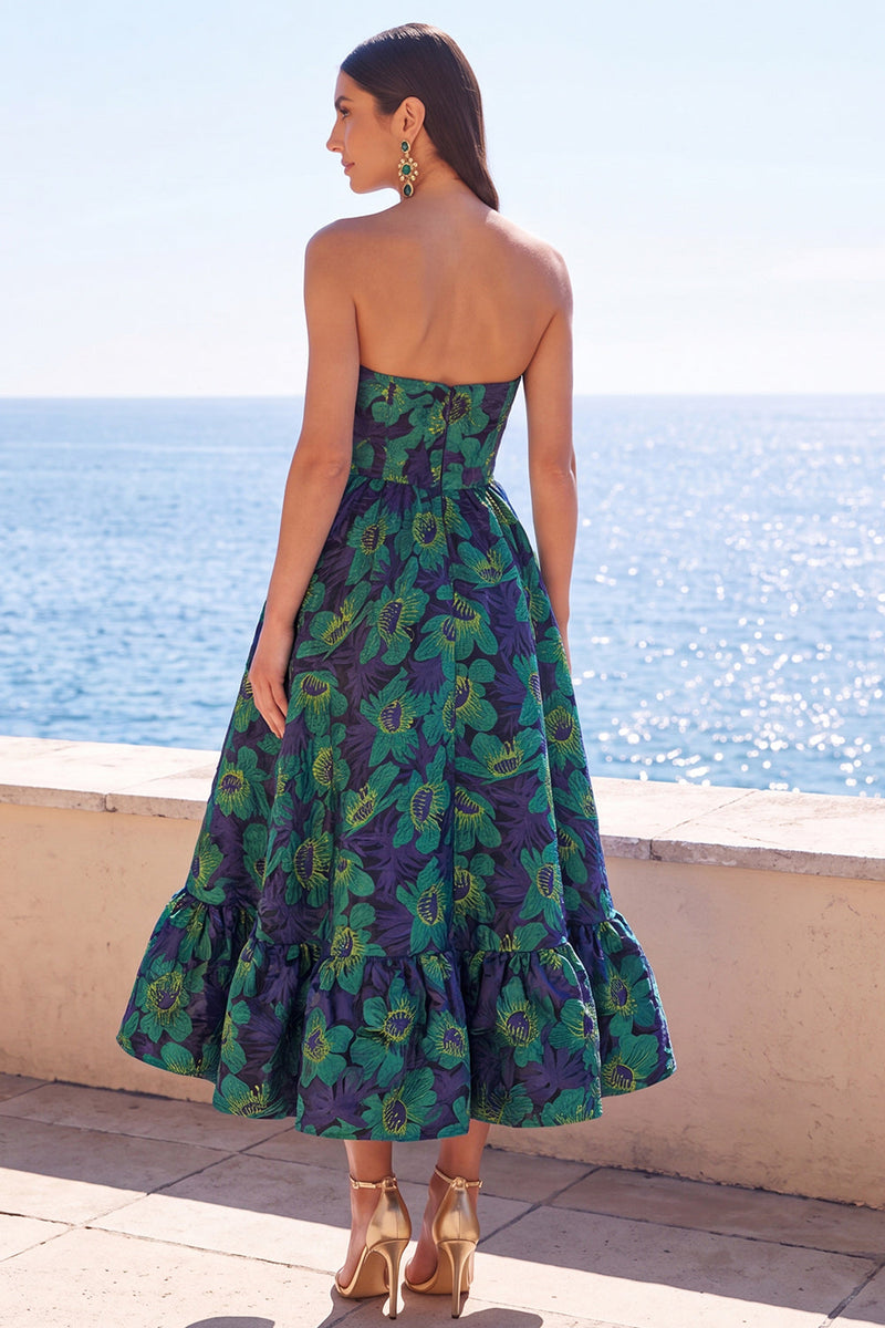 Laden Sie das Bild in den Galerie-Viewer, Dunkelgrünes, trägerloses A-Linien-Jacquard-Midi-Blumenkleid mit Rüschen