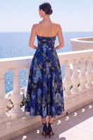 Laden Sie das Bild in den Galerie-Viewer, A-Line Jacquardblaues trägerloses Blumen-Midi-Kleid