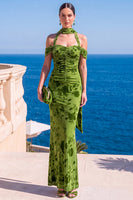 Laden Sie das Bild in den Galerie-Viewer, Meerjungfrauengrüner Samt-Neckholderhals mit gerafftem Maxi-Floralkleid