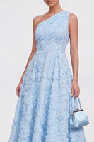 Laden Sie das Bild in den Galerie-Viewer, Blaues A-Linie Einschulteriges Blumen Midi-Kleid mit Strass