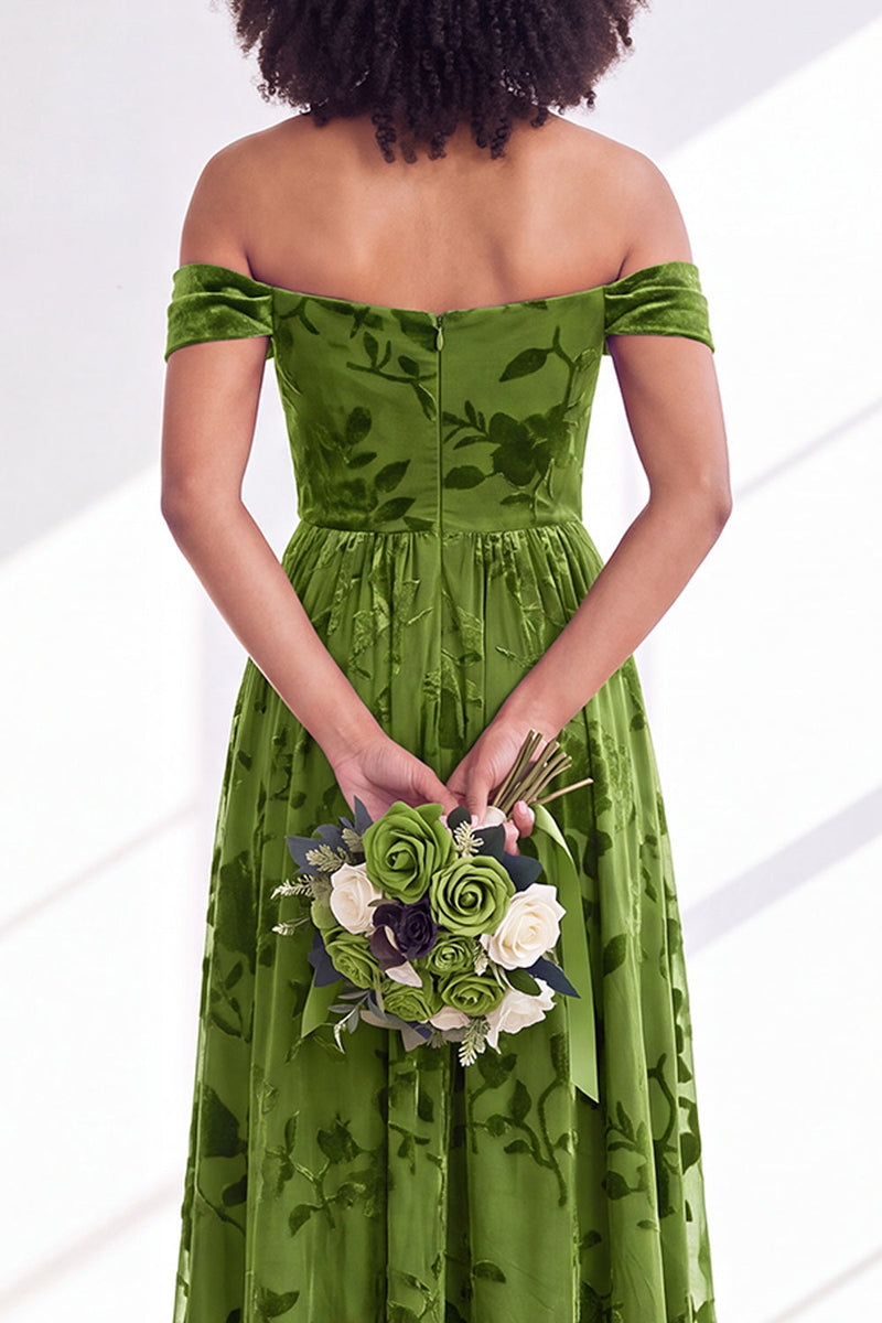 Laden Sie das Bild in den Galerie-Viewer, Off-the-shoulder Fuchsia Samt A-Linie Langes Brautjungferkleid