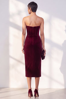 Burgunderrotes Korsett Sheath Trägerloses Samtkleid