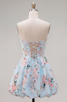 Laden Sie das Bild in den Galerie-Viewer, Rosa satinfarbenes, trägerloses A-Line-Blumen-Homecoming-Kleid mit Schnürung hinten