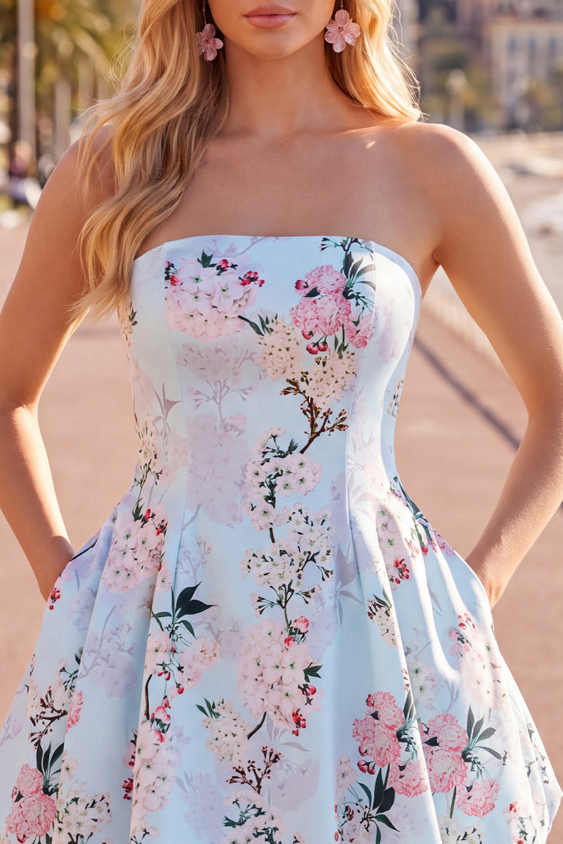 Laden Sie das Bild in den Galerie-Viewer, Rosa satinfarbenes, trägerloses A-Line-Blumen-Homecoming-Kleid mit Schnürung hinten