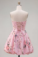 Laden Sie das Bild in den Galerie-Viewer, Rosa satinfarbenes, trägerloses A-Line-Blumen-Homecoming-Kleid mit Schnürung hinten