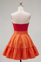Laden Sie das Bild in den Galerie-Viewer, A-Line marineblaues lila Satin-Sweetheart-Homecoming-Kleid mit Rüschen und Schleife
