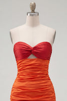 Laden Sie das Bild in den Galerie-Viewer, Rot Orange Sweetheart Falten-Keyhole-Bodycon Kurzes Homecoming-Kleid