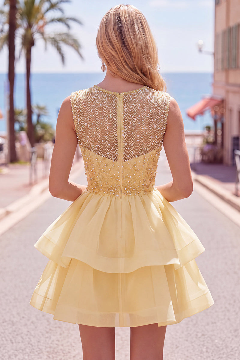 Laden Sie das Bild in den Galerie-Viewer, Gelbes A-Linie Rundhals Stufen Kurzes Abendkleid mit Perlen