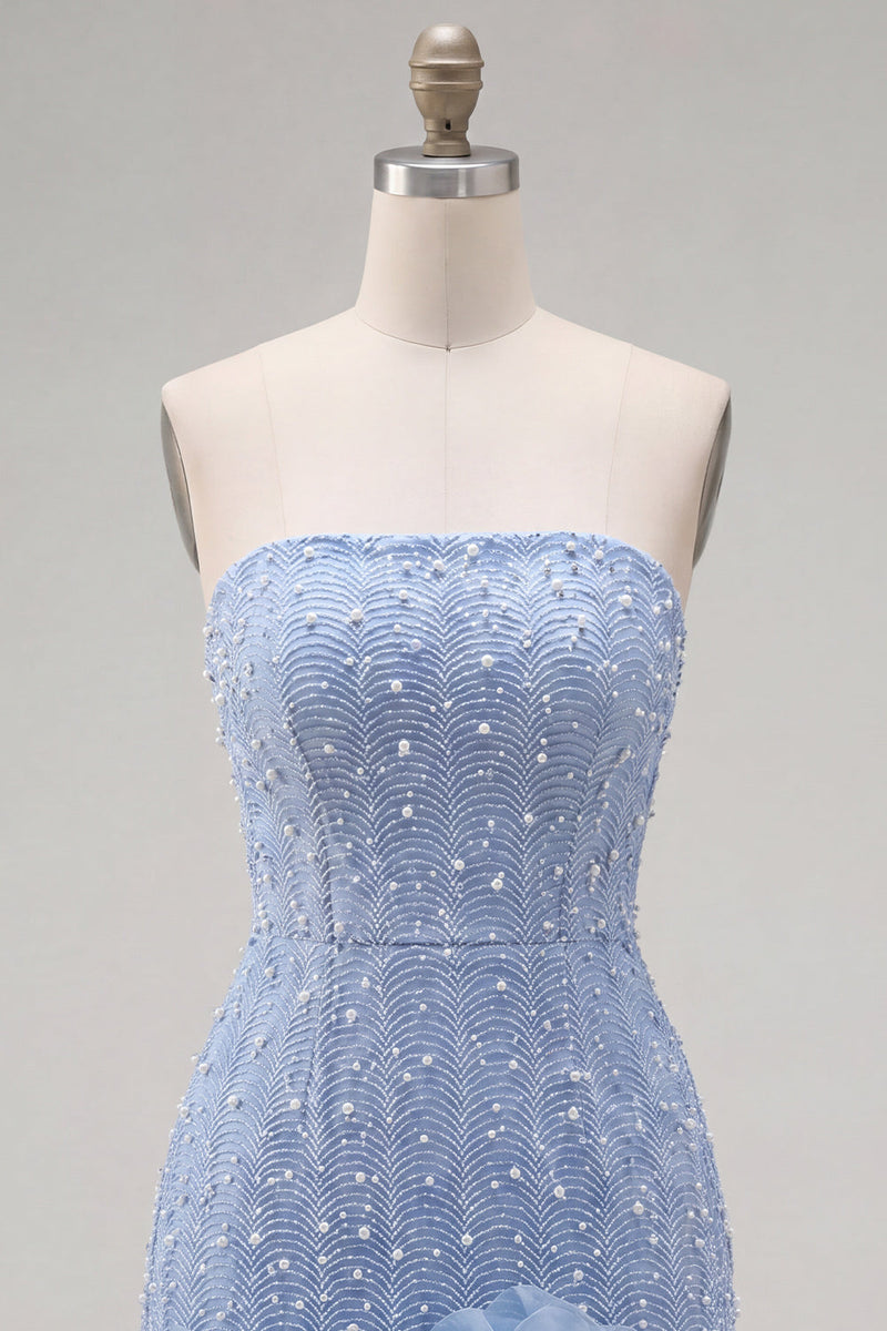 Laden Sie das Bild in den Galerie-Viewer, Trägerloses Blaues Bodycon Perlen Kurzes Abendkleid mit 3D-Blumen