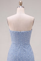 Laden Sie das Bild in den Galerie-Viewer, Trägerloses Blaues Bodycon Perlen Kurzes Abendkleid mit 3D-Blumen