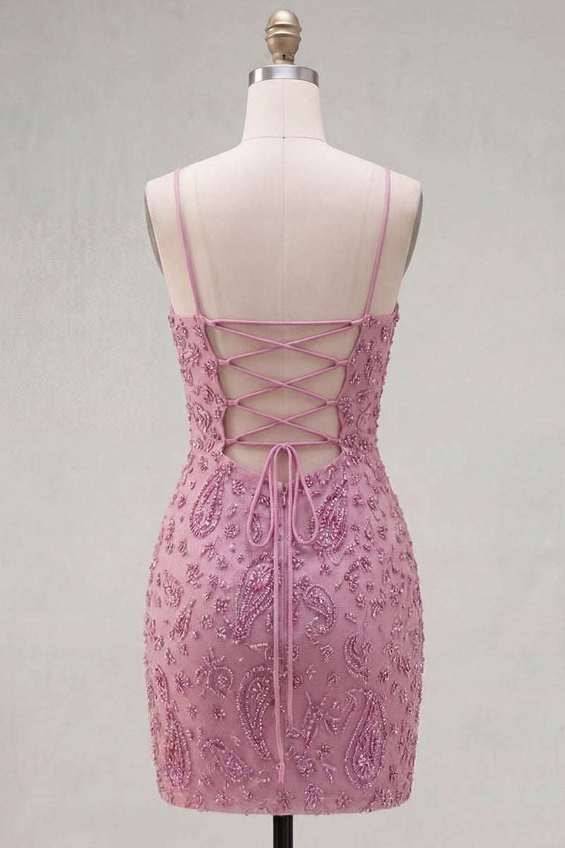 Laden Sie das Bild in den Galerie-Viewer, Dusty Rose Bodycon geraffte Spitze Rücken, Spaghettiträger, kurzes Homecoming-Kleid mit Perlen