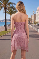 Laden Sie das Bild in den Galerie-Viewer, Trägerloses Dusty Rose Bodycon gerafftes kurzes Homecoming-Kleid mit Perlen