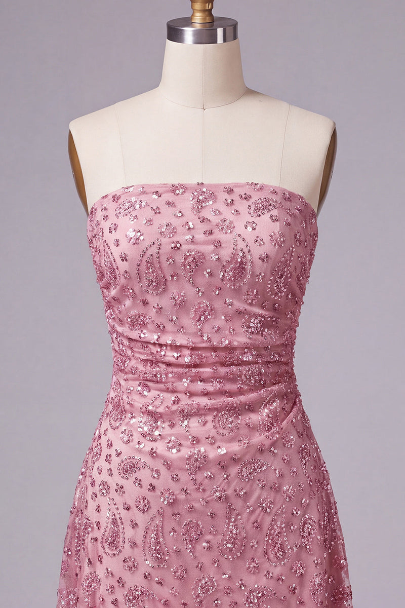 Laden Sie das Bild in den Galerie-Viewer, Trägerloses Dusty Rose Bodycon gerafftes kurzes Homecoming-Kleid mit Perlen