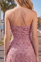 Laden Sie das Bild in den Galerie-Viewer, Trägerloses Dusty Rose Bodycon gerafftes kurzes Homecoming-Kleid mit Perlen