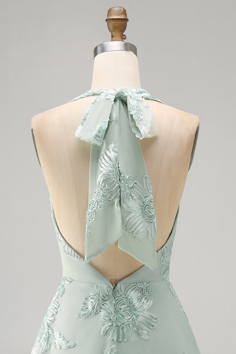 Laden Sie das Bild in den Galerie-Viewer, A-Linie Gelbes Neckholder Kurzes Abendkleid mit floraler Stickerei