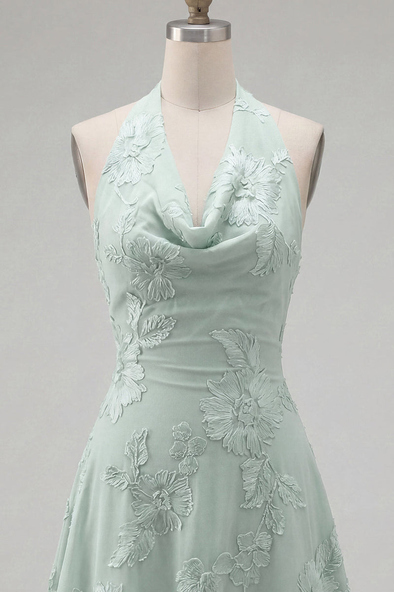 Laden Sie das Bild in den Galerie-Viewer, A-Linie gelbes Neckholder-Kurzhaus-Heimkehrkleid ohne Rücken mit floraler Stickerei