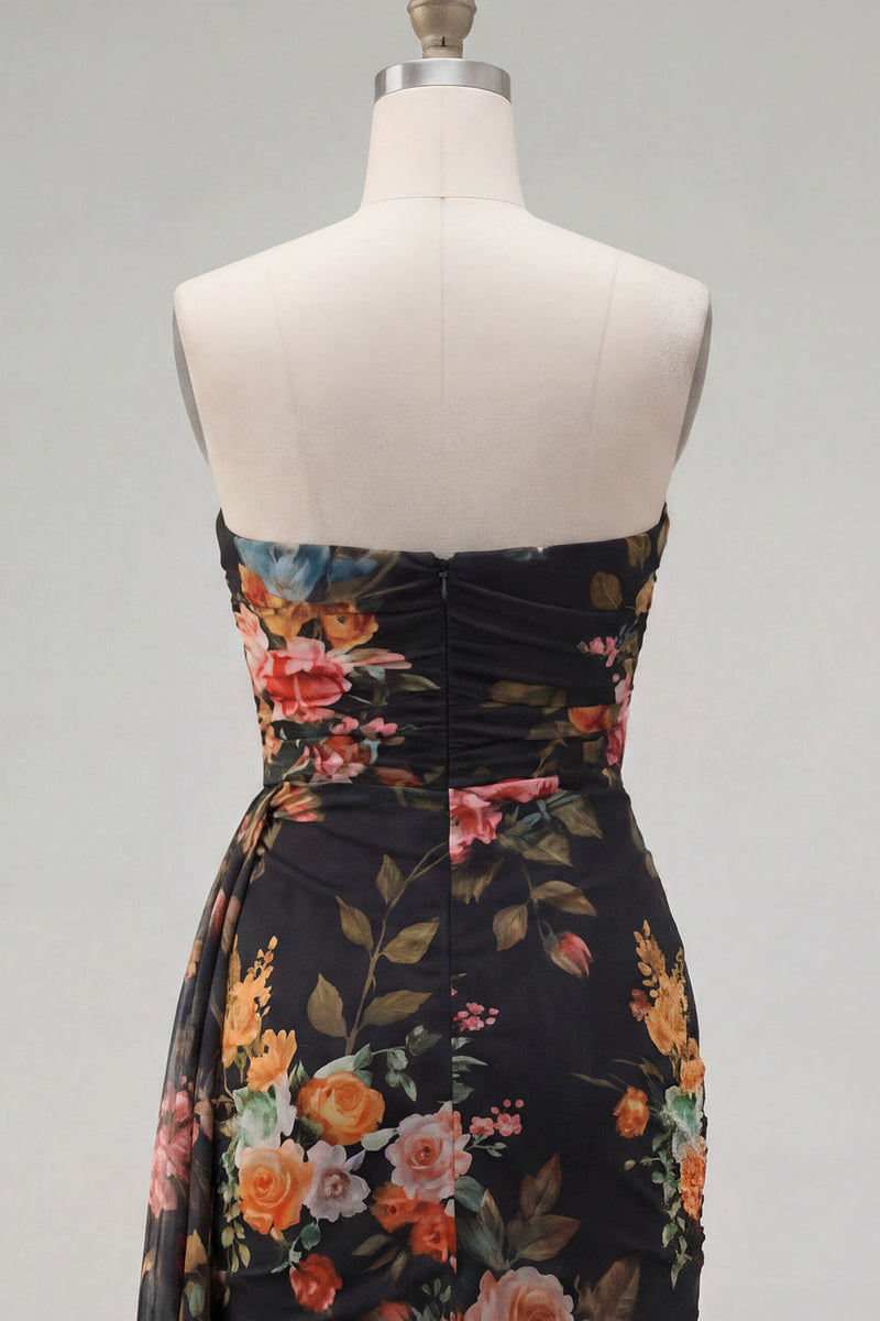 Laden Sie das Bild in den Galerie-Viewer, Schwarze, rote Blume, Sweetheart, gerafftes, geblommiges, enges kurzes Homecoming-Kleid mit Schärpe