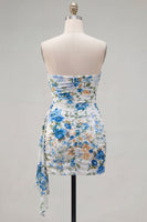 Laden Sie das Bild in den Galerie-Viewer, Schwarze, rote Blume, Sweetheart, gerafftes, geblommiges, enges kurzes Homecoming-Kleid mit Schärpe