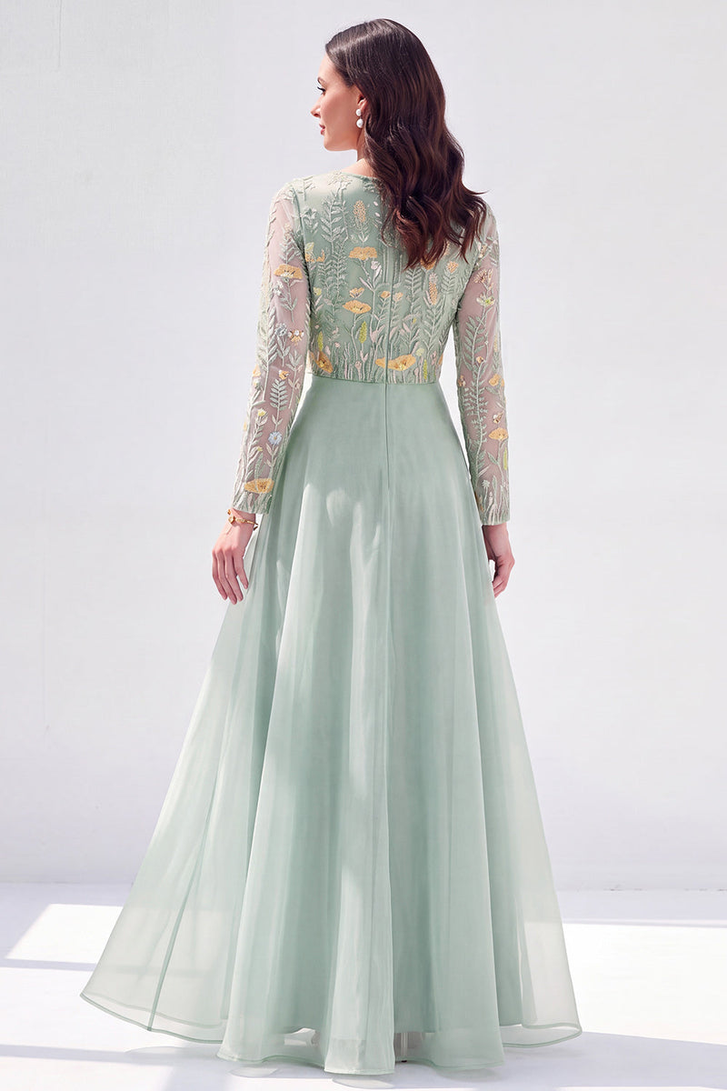 Laden Sie das Bild in den Galerie-Viewer, Chiffon Grünes A-Linie Bateau-Hals Mütter der Braut Kleid mit langen Ärmeln